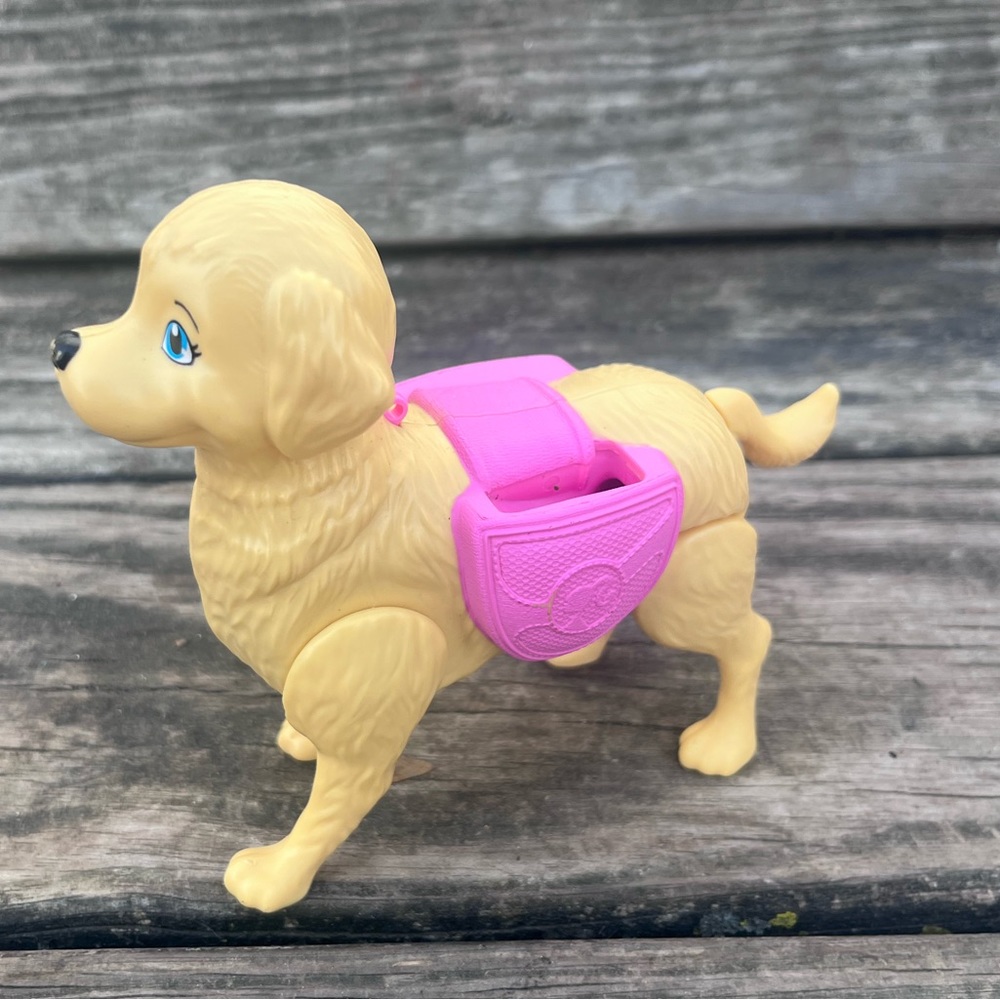 MATTEL BARBIE PUPS STROLLIN’ GOLDEN RETRIEVER PUPPY FASHION DOLL PET